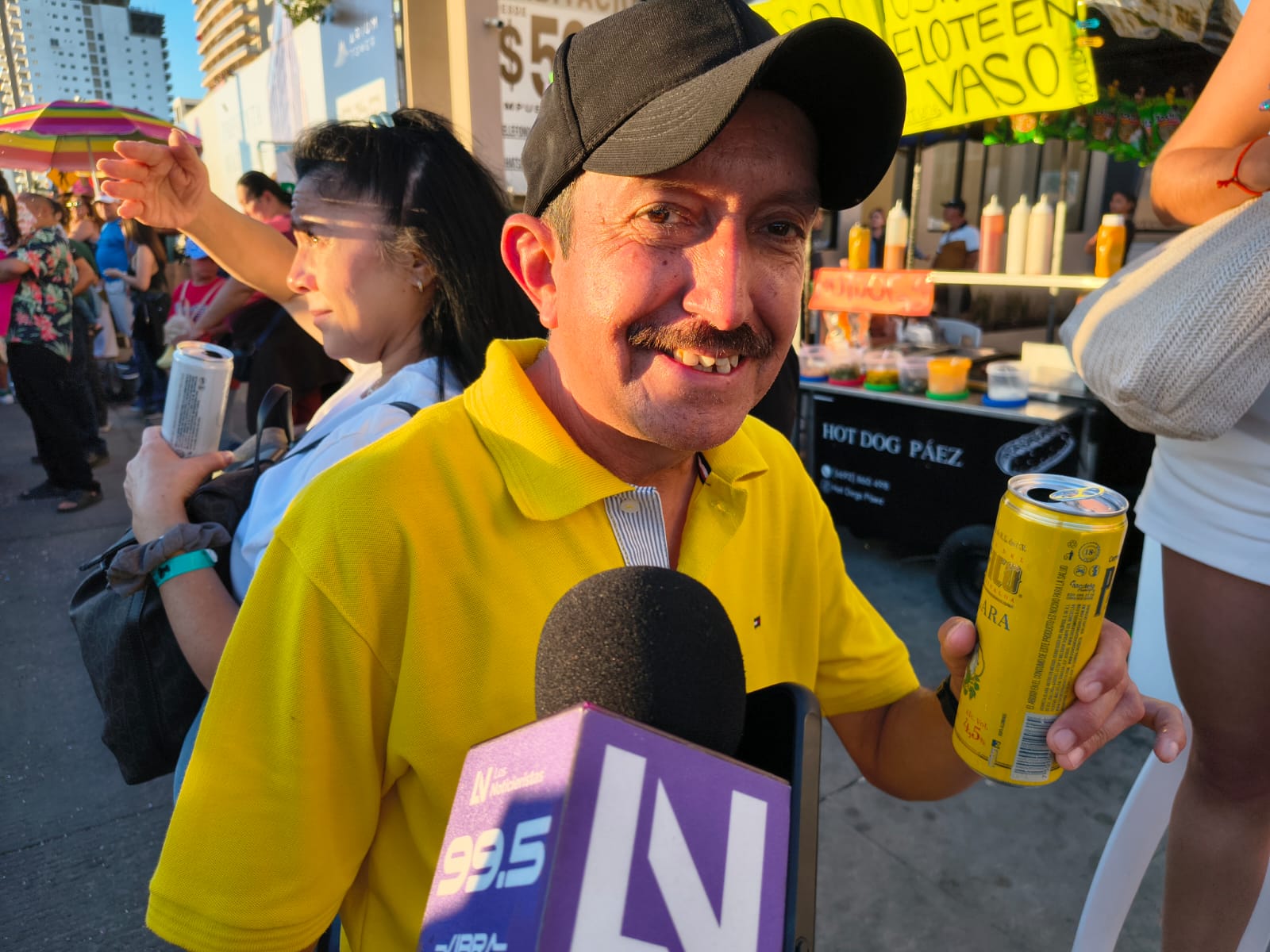 Turista en el Carnaval de Mazatlán 2026