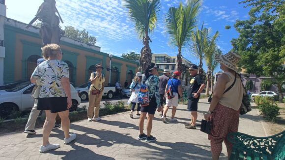 En una semana, más de 14 mil cruceristas llegan a Mazatlán, Sinaloa y generan derrama superior a 20 mdp
