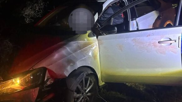 Localizan a mujer sin vida y a hombre herido de bala en la carretera Mazatlán-Culiacán
