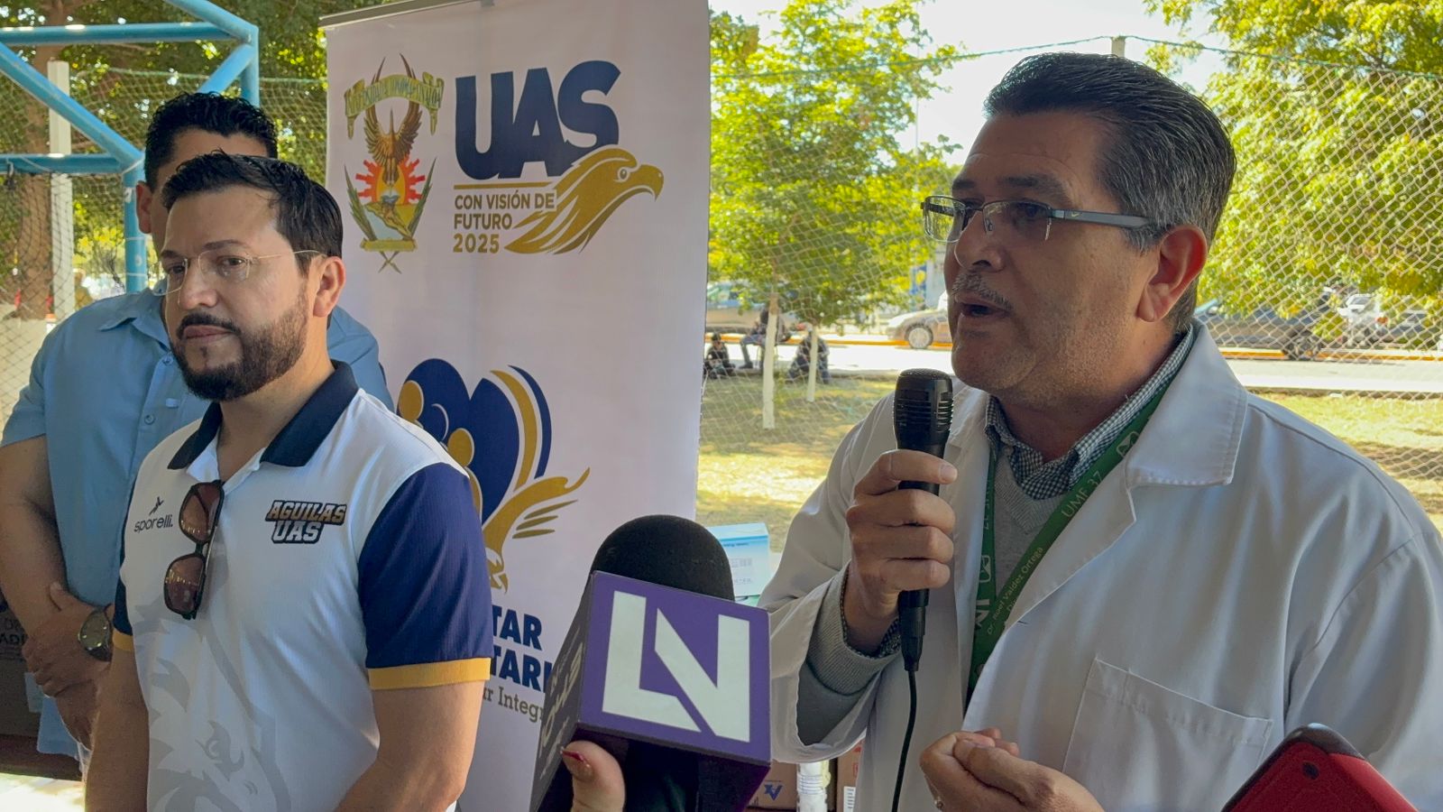 Vacunación contra sarampión en CU de la UAS en Los Mochis