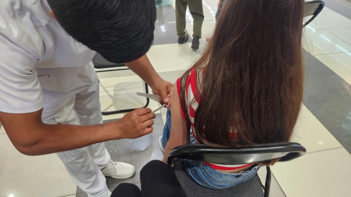 vacunacion ubicado en plaza sendero en culiacan sin