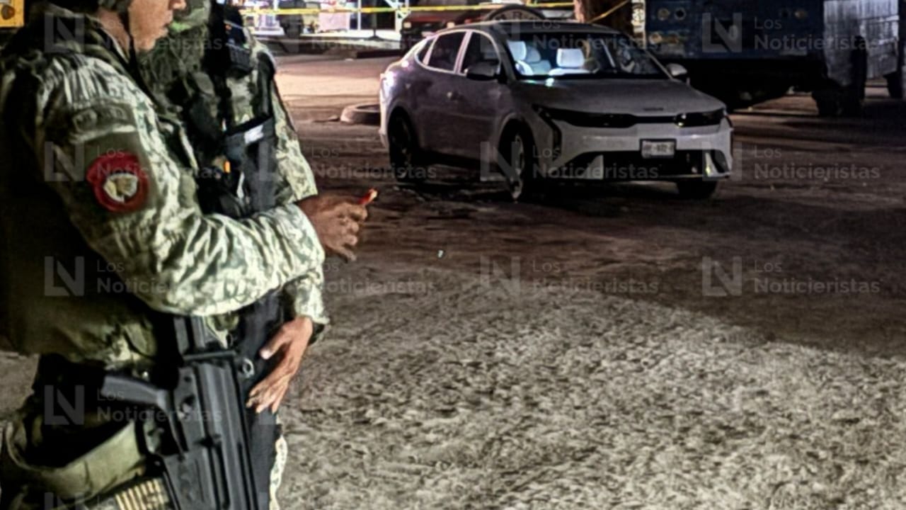 Aseguran vehículo con una granada al interior tras balacera en Villa Juárez, Navolato