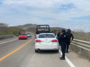 Vehículo recuperado en Mazatlán, Sinaloa