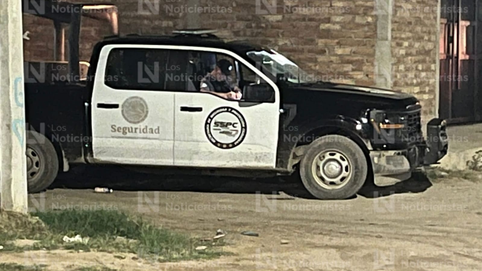 Elementos de la SSPC aseguran vehículos tras operativos en Guasave, Sin.