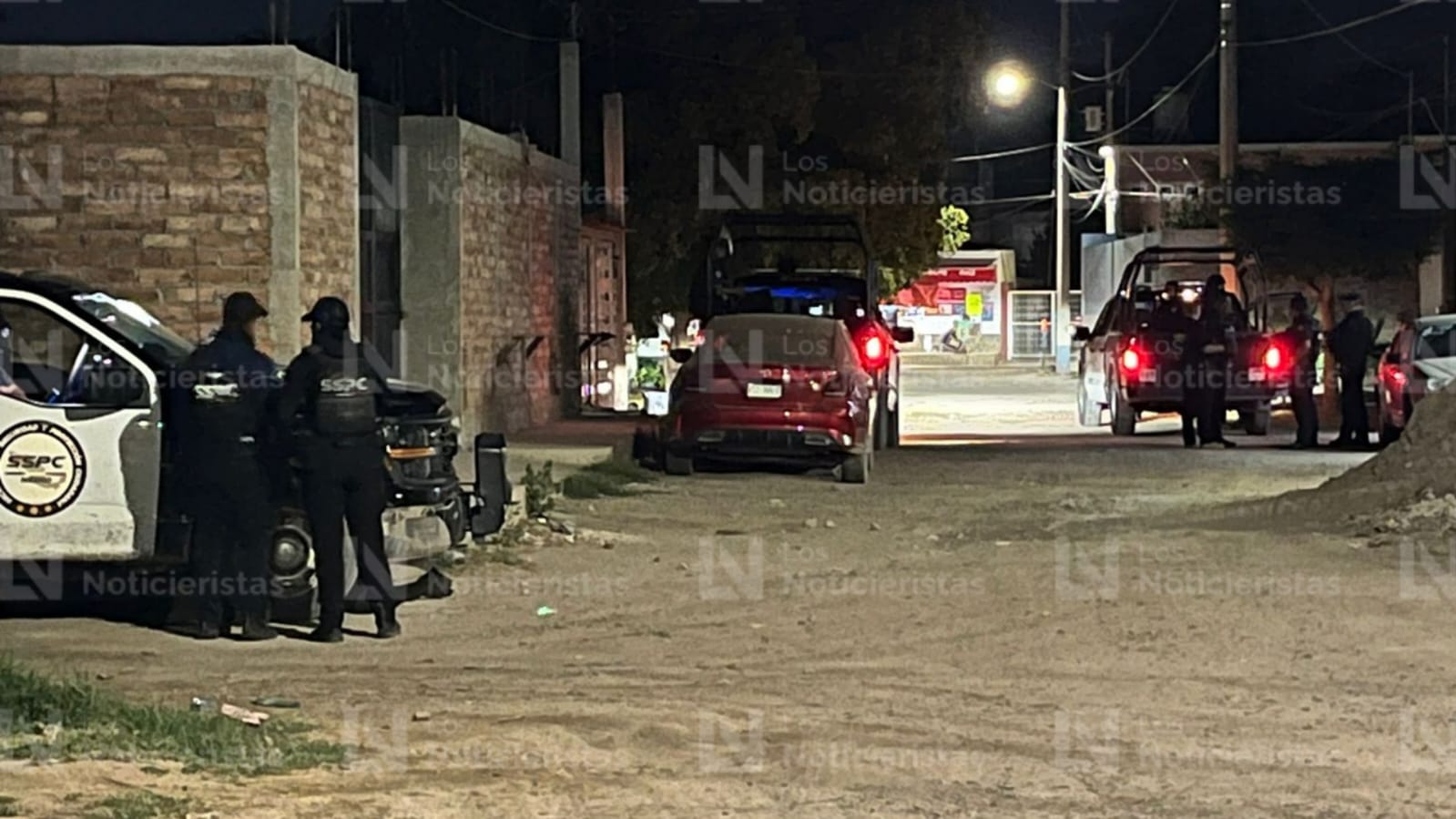 Elementos de la SSPC aseguran vehículos tras operativos en Guasave, Sin.