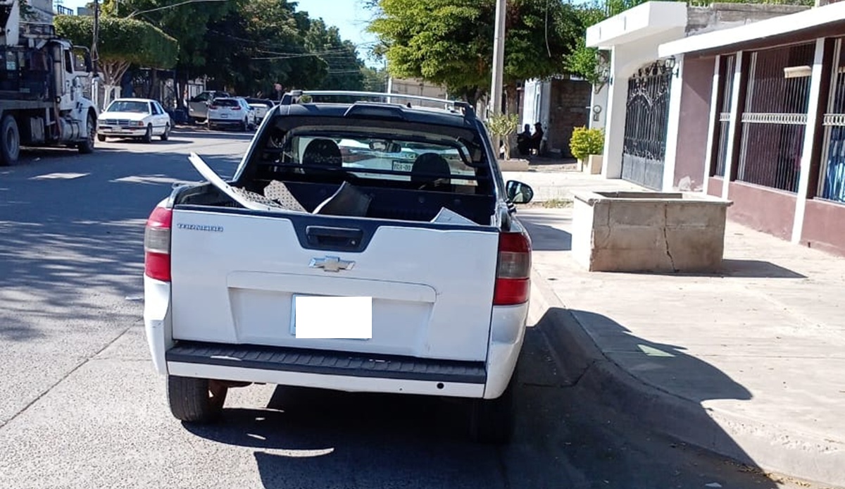 Choque con volcadura deja dos lesionados en Los Mochis