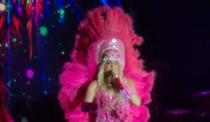 Yuri brinda espectacular concierto en Los Mochis