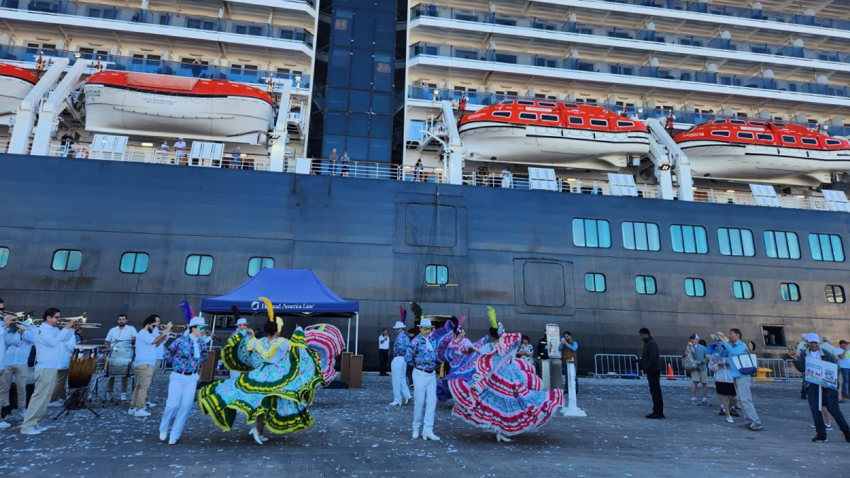zuiderdam llega a topolobampo baile