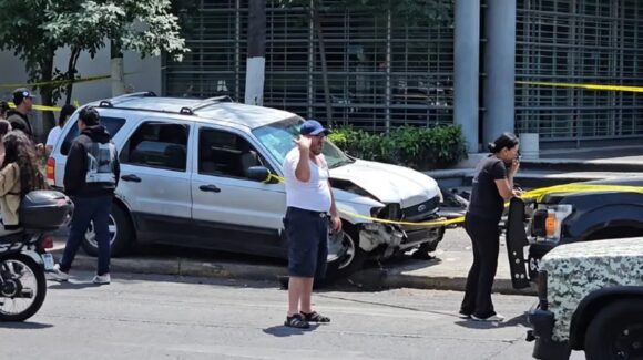 ¡Niña de 5 años pierde la vida! Su abuelita quedó lesionada en accidente vial en Guadalajara