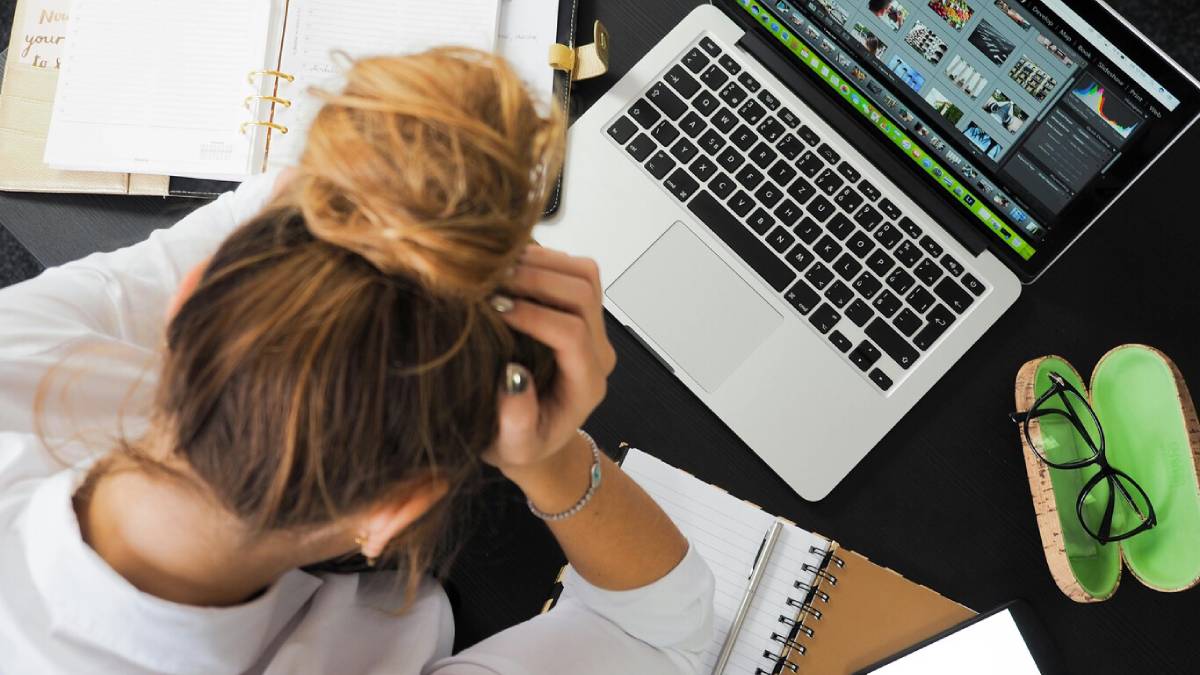 Ansiedad y burnout, principales problemas de salud laboral en México