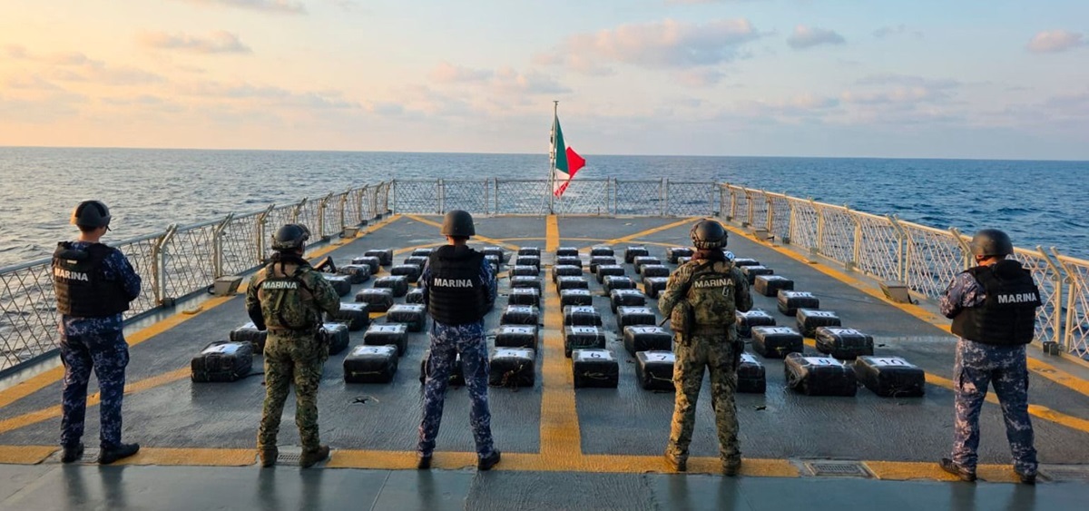 Aseguran casi dos toneladas de cocaína en costas de Guerrero