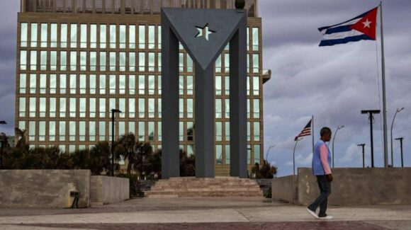 Cuba restablece parcialmente su sistema eléctrico tras tercer colapso nacional en un mes