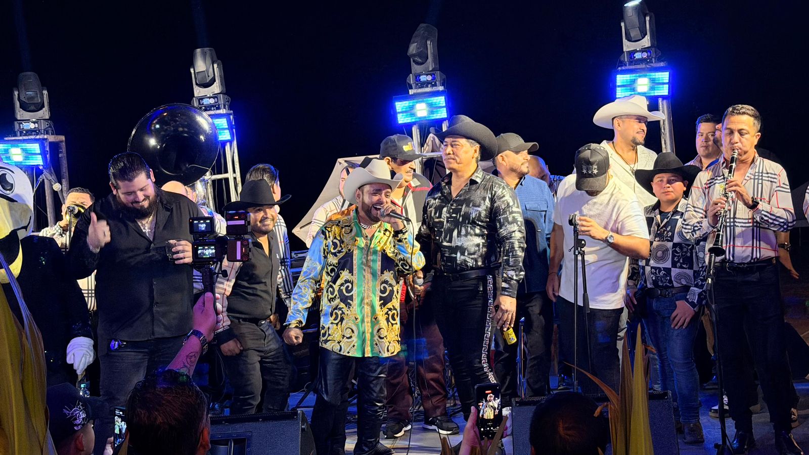 En grande fueron los festejos del Muchado Alegre en Mazatlán