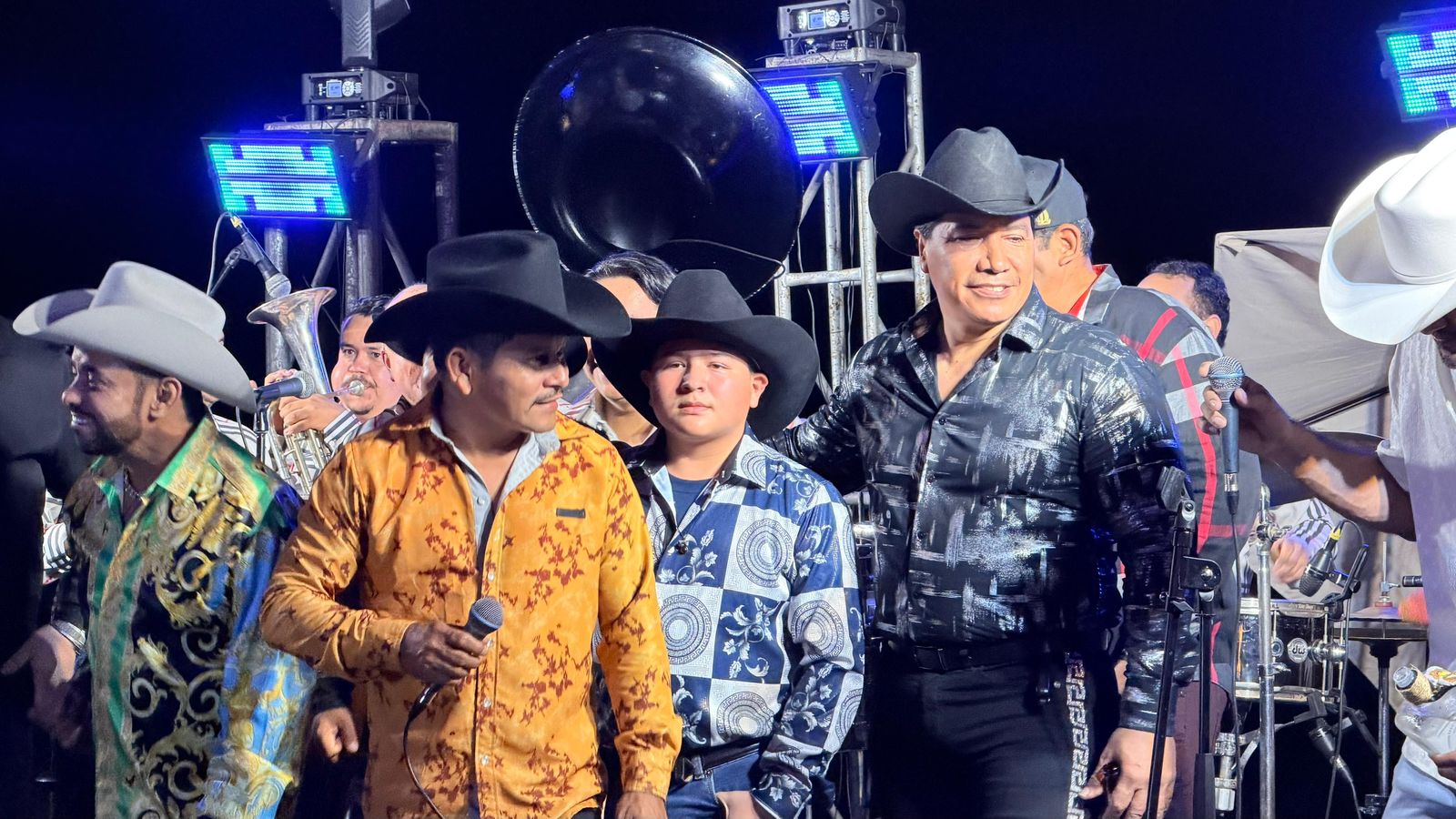 En grande fueron los festejos del Muchado Alegre en Mazatlán