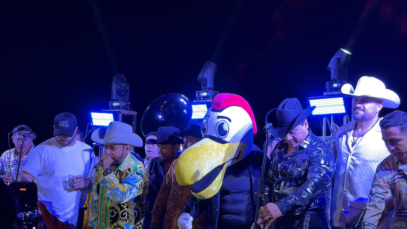 En grande fueron los festejos del Muchado Alegre en Mazatlán