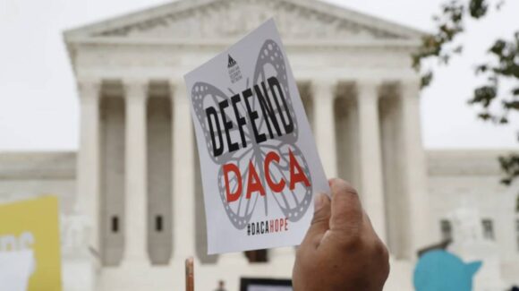 Jueza ordena regreso a EE.UU. de mexicana deportada pese a protección de DACA