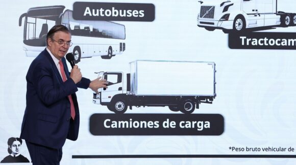Secretaría de Economía presenta programa de renovación para autotransporte pesado, en ‘La Mañanera’
