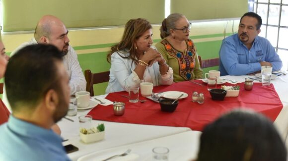 Transportistas de Mazatlán exponen ante Congreso del Estado inquietudes por alza en diésel y tarifa estudiantil