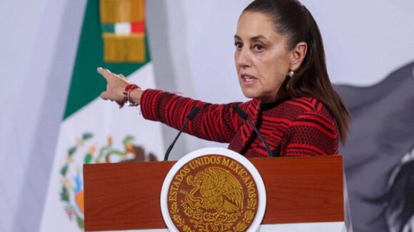 “Lo que pasa a nivel internacional está impactando todas las monedas del mundo”: Afirma Sheinbaum sobre inconstancia del peso