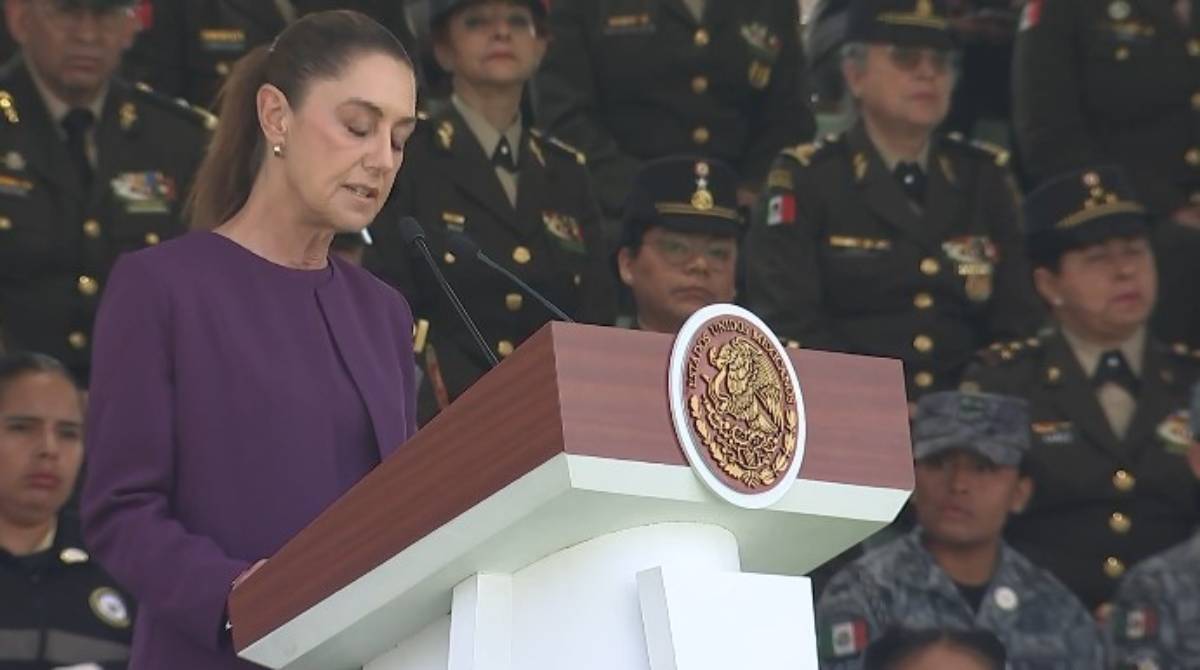 Sheinbaum reconoce a mujeres de las Fuerzas Armadas en el Día Internacional de la Mujer