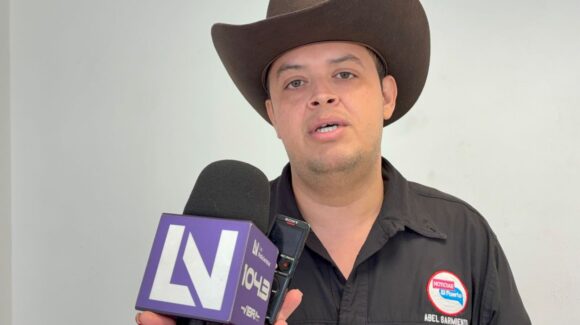 No hay avances en huelga de Japaf; acusa Abel Sarmiento, regidor en el Fuerte