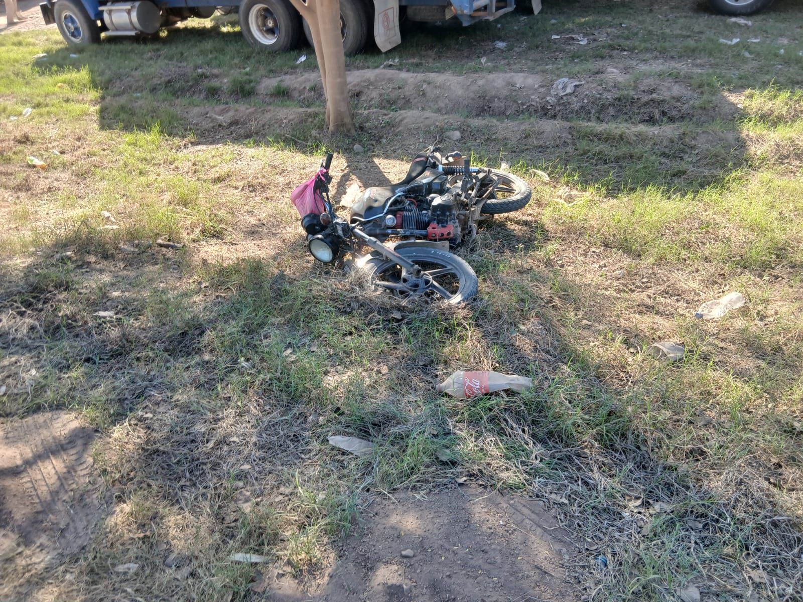 Accidente de moto en La Trinidad, en Guasave, Sin.