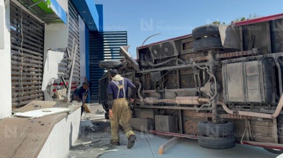 Abre Fiscalía investigación sobre accidente en colonia Bienestar en Los Mochis donde murió una mujer