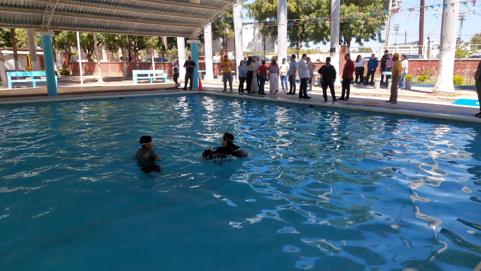 Reabren albercas municipales en Salvador Alvarado