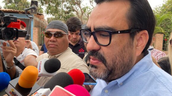 Gámez Mendívil anuncia construcción de panteones municipales en Culiacán, Aguaruto y Quilá