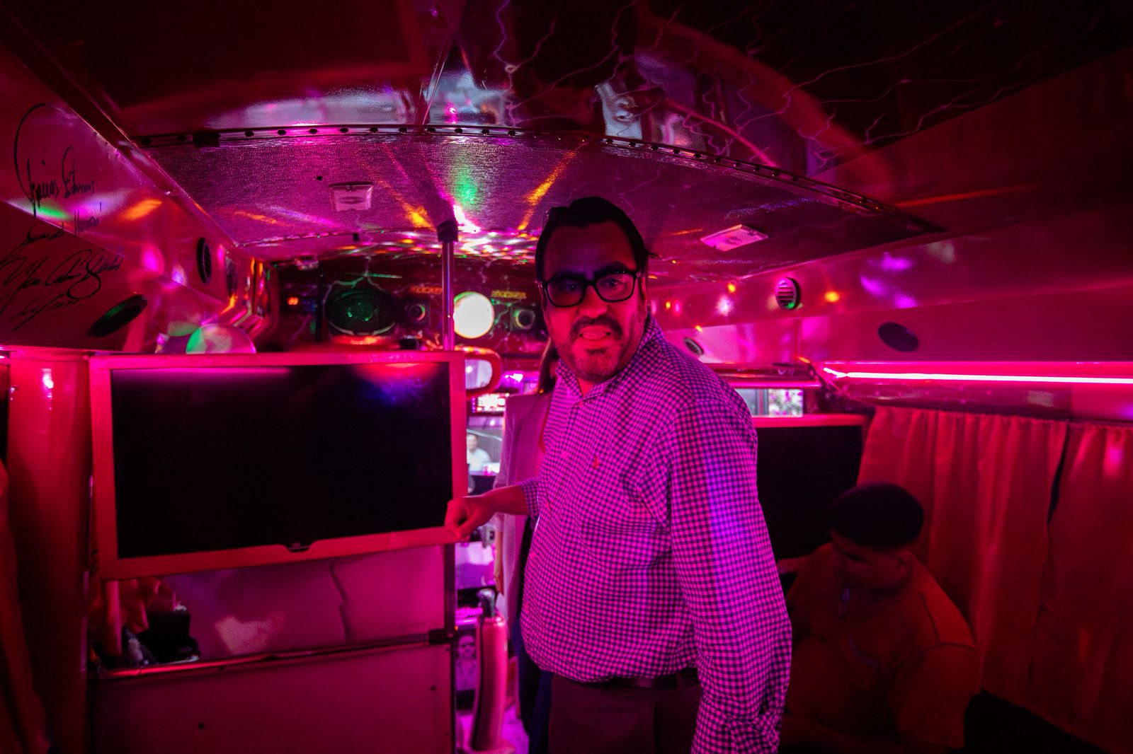 Alcalde de Culiacán se sube al camión de "El Guapo" Rosas