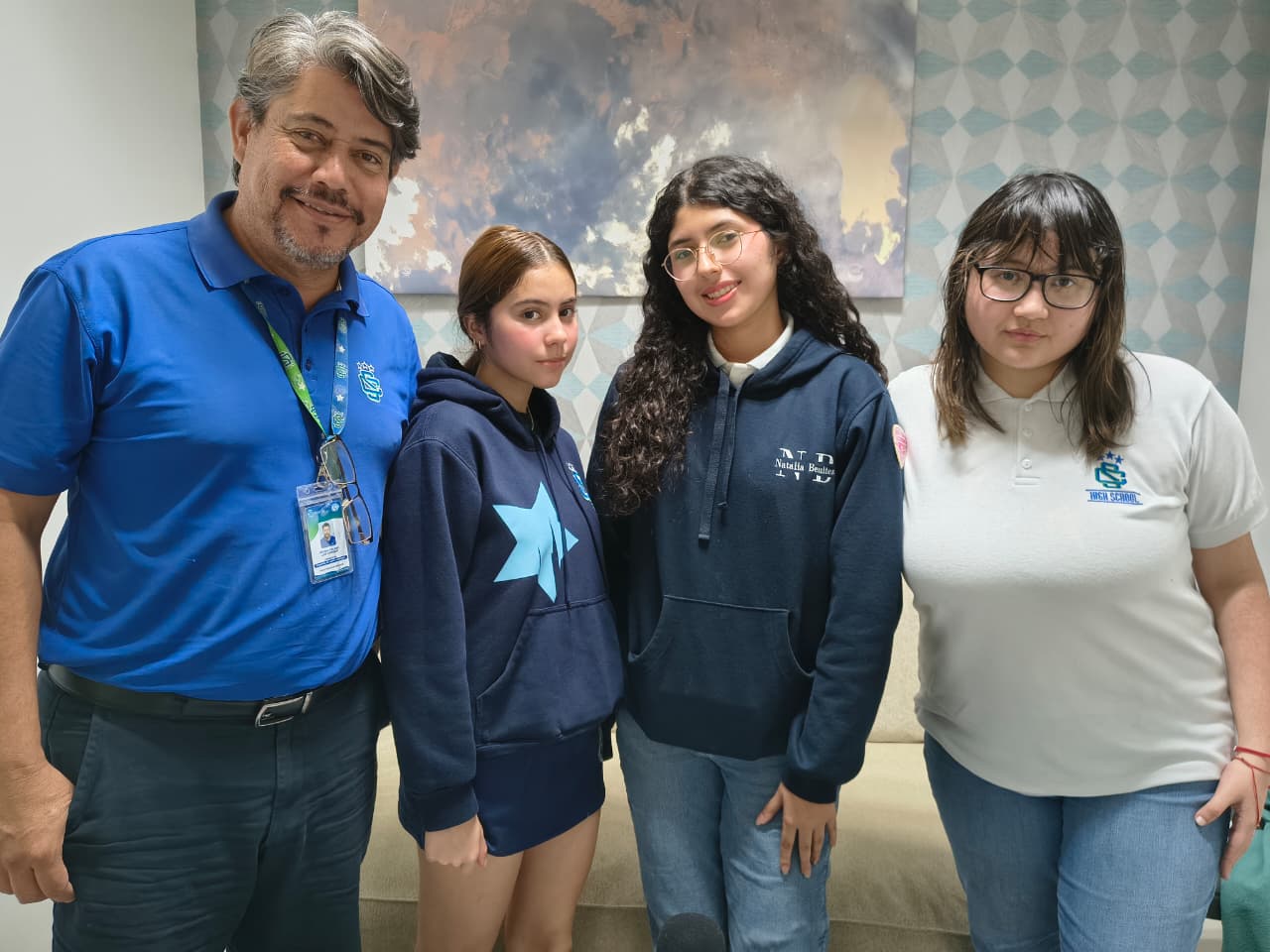 Alumnas del Colegio SAM, en Mazatlán