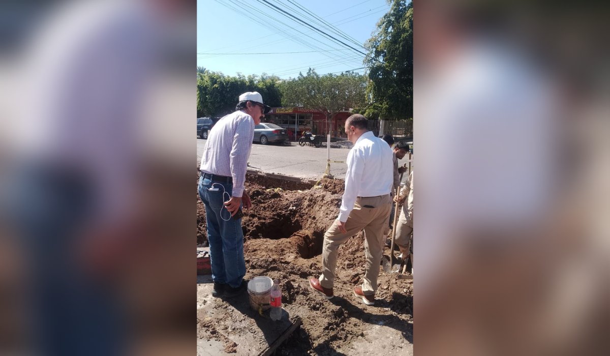 Antonio Menéndez supervisa trabajos de bacheo en Los Mochis, Sinaloa