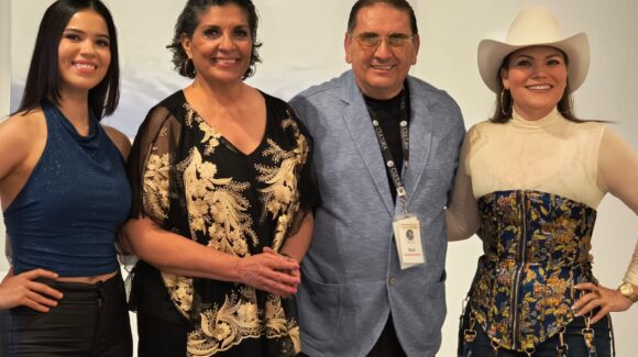 Mazatlán, Sinaloa, se alista para rendir homenaje luctuoso a Lola Beltrán con el Teatro Ángela Peralta abarrotado