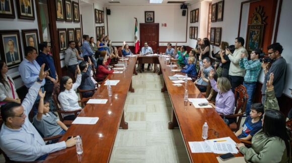 Cabildo de Culiacán aprueba convocatoria del “Cabildo Infantil 2026” y una prórroga de tres meses para el pago de la licencia de alcohol