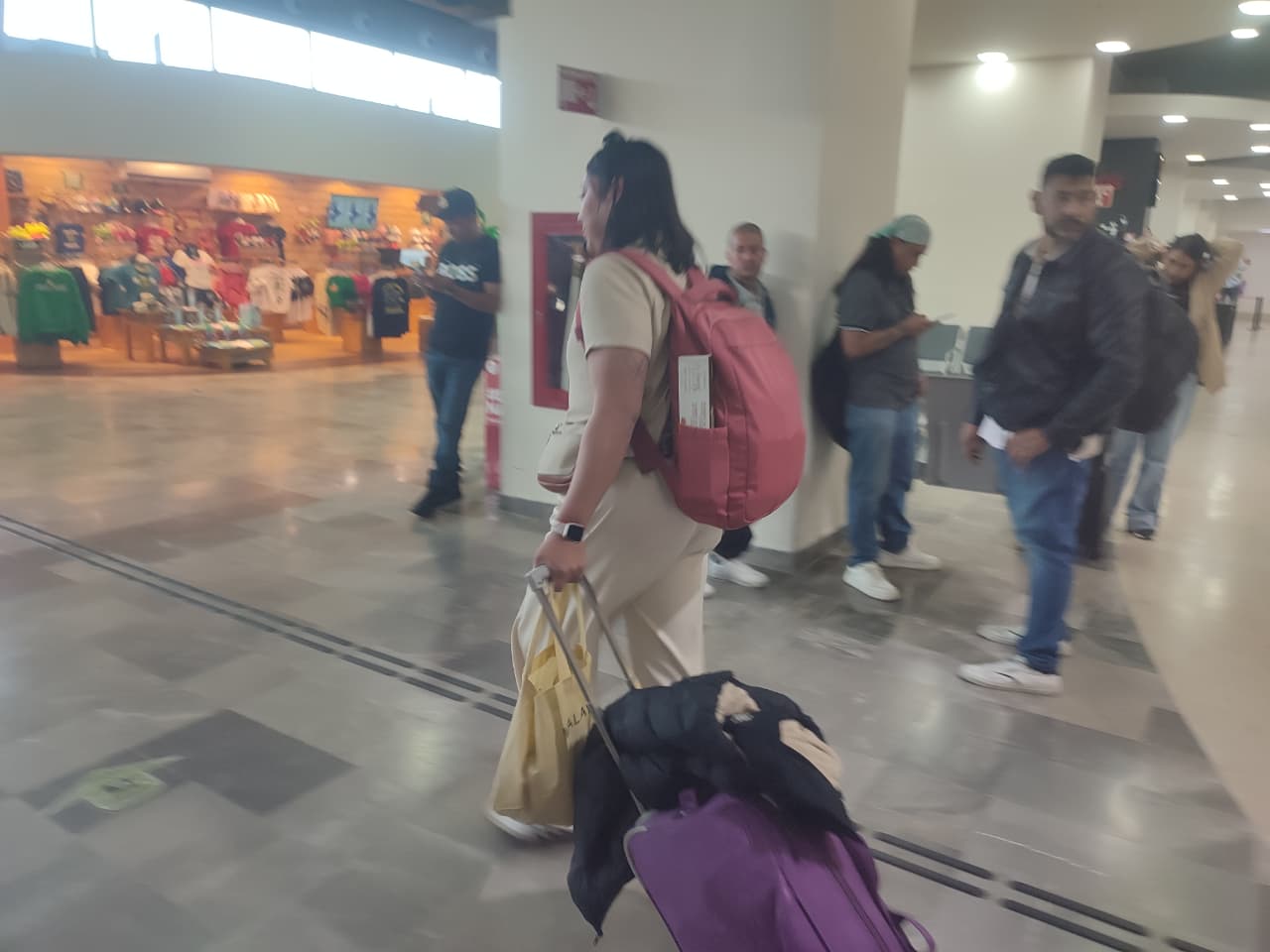 Arcelia Loaiza, sinaloense varada en Jordania, logra regresar a casa