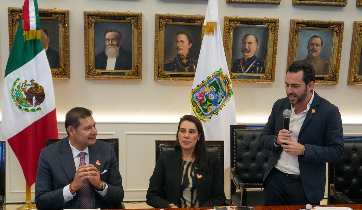 Asiste tituar de Sectur Sinaloa a reunión de Asetur en Puebla