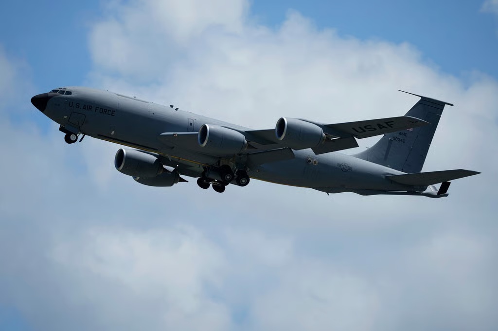 Avión Cisterna