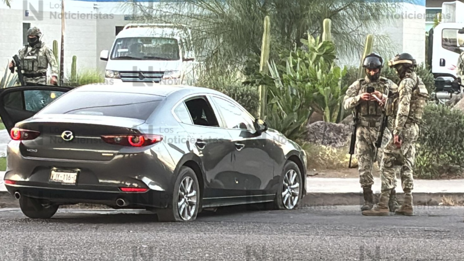 Enfrentamiento entre Marina y un grupo armado en el sector del Valle en Culiacán