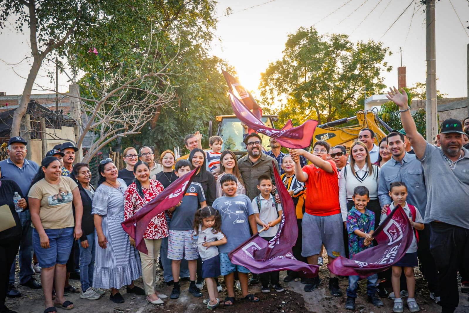 Dan banderazo a obra en Campesina El Barrio y Las Coloradas, en Culiacán