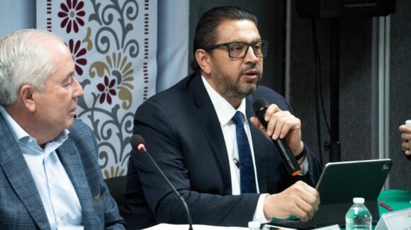 Avanzan productores sinaloenses y compradores en acuerdos para la comercialización del maíz al fijar base