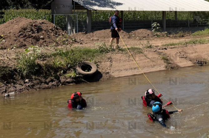 Búsqueda de adulto mayor que cayó a un canal en Otameto, Navolato