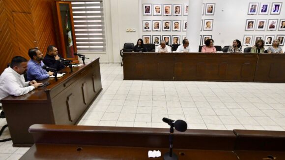Acuerdan estrategias para proteger a más de 700 escuelas durante el periodo vacacional en Mazatlán, Sinaloa