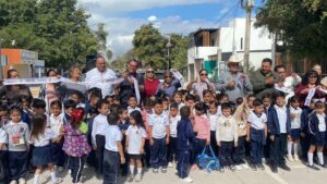 Alumnos del Jardín de Niños Rafael Buelna Tenorio en Guasave