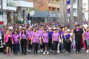 Caminata 8M en Mazatlán