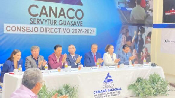 Jorge Cázares repite al frente de Canaco Guasave, Sinaloa, y llama a fortalecer el comercio local