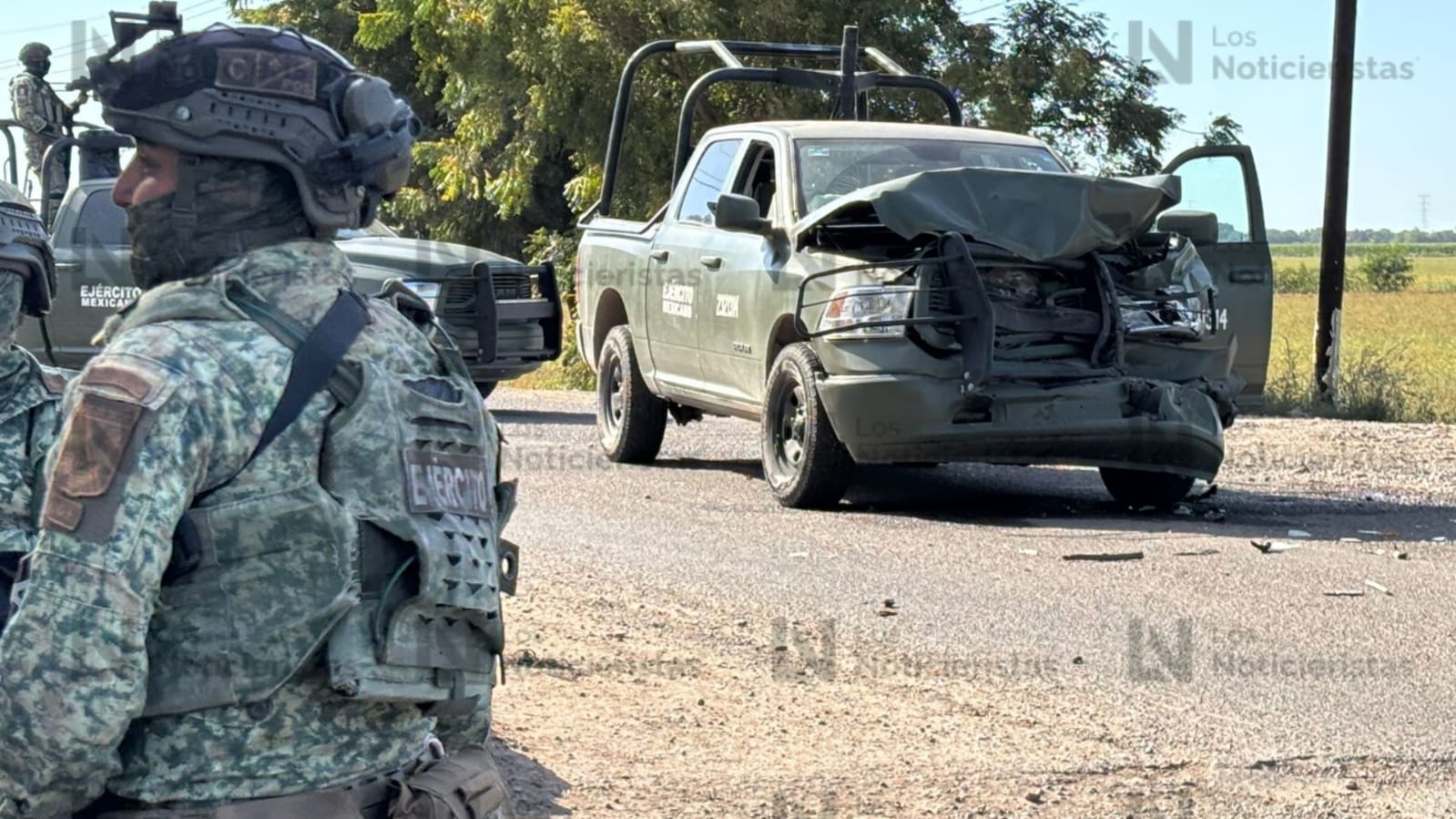 Patrullas militares chocan tras una persecución en Villa Juárez, Navolato
