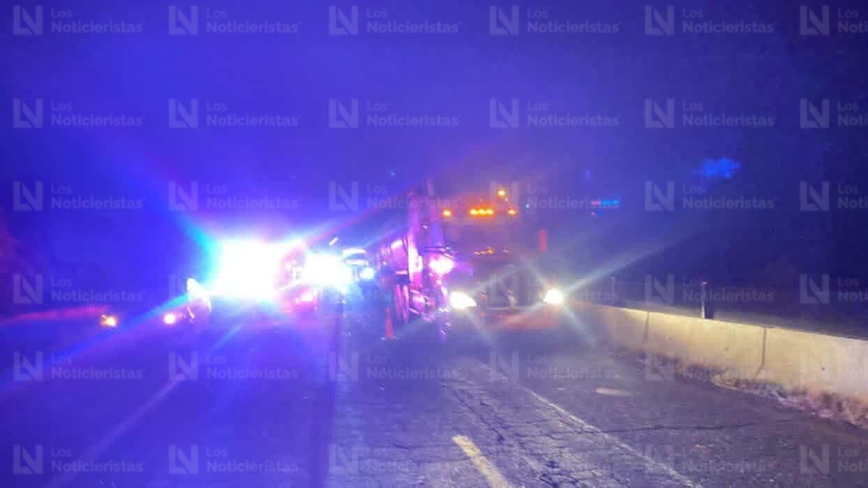 Cinco heridos deja fuerte choque entre camión de personal y vehículo en Ruiz Cortines, Guasave