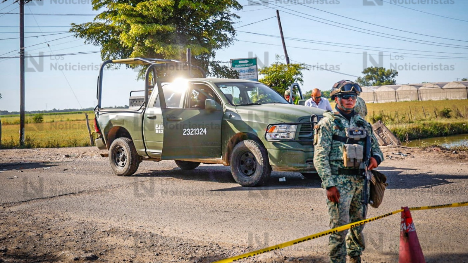 Patrullas militares chocan tras una persecución en Villa Juárez, Navolato