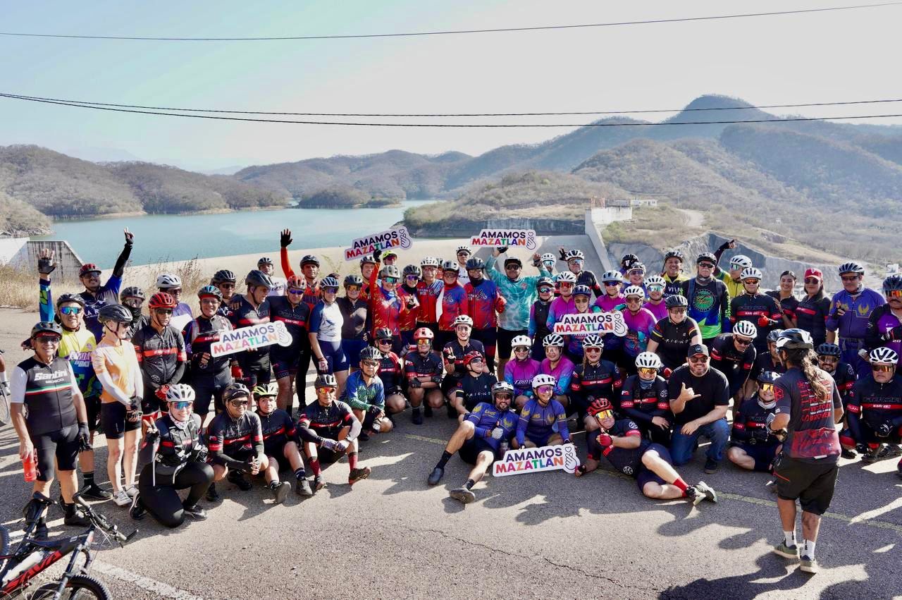 Ciclistas en "Escapada Rural" en El Recodo, Mazatlán