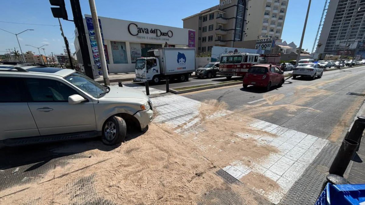 cierre de vialidad en mazatlan sin